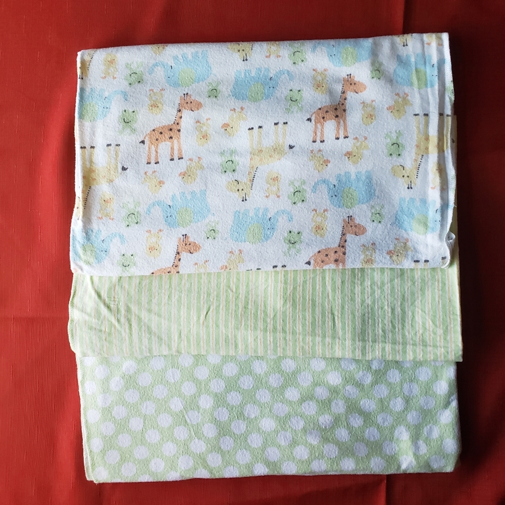 Carter's Baby Blanket Bundle